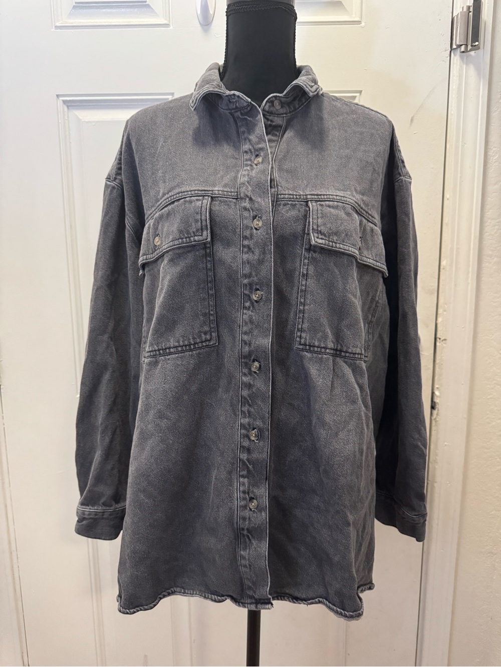 Universal Thread Washed Gray Oversized Jean Jacket